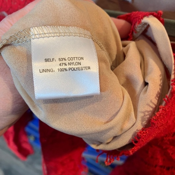 Rose + Olive Red Crop Top Bell Sleeves Lace Small - Picture 3 of 3